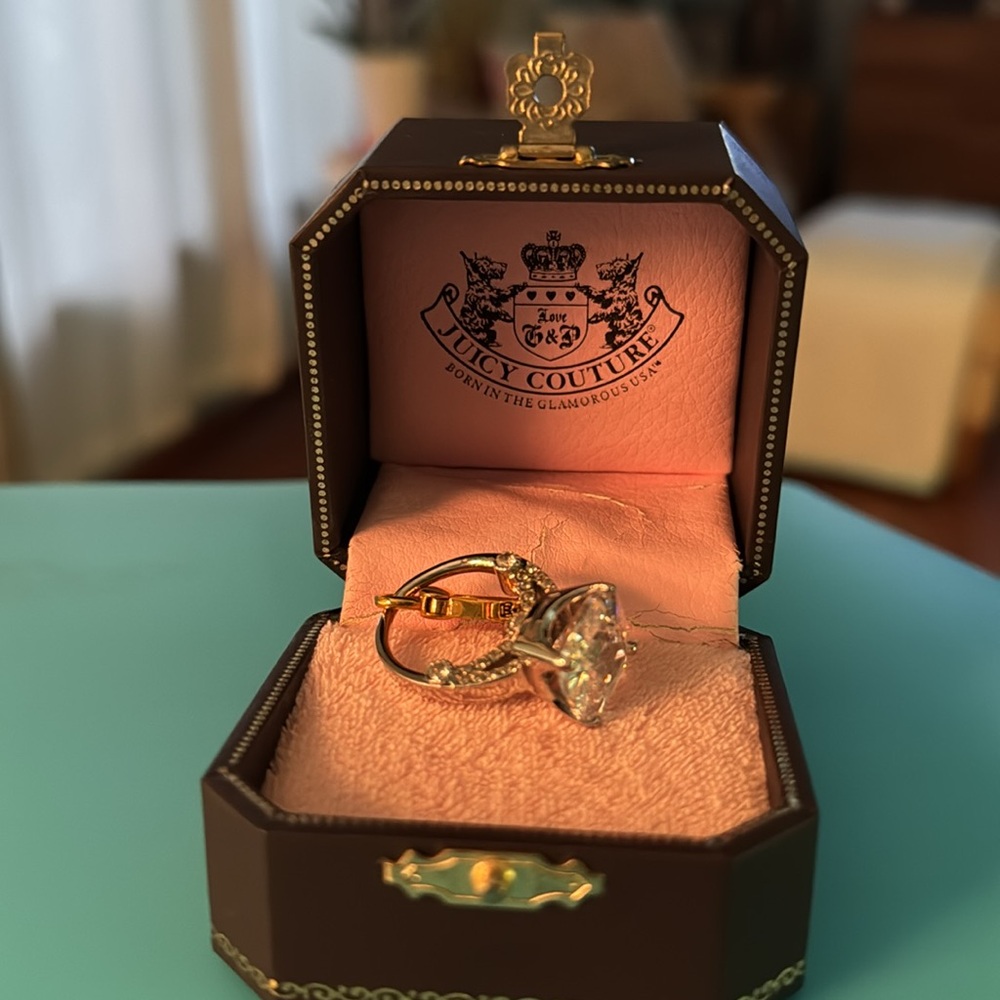 Juicy Couture Ring Charm New in Box. Never worn Gorgeous!